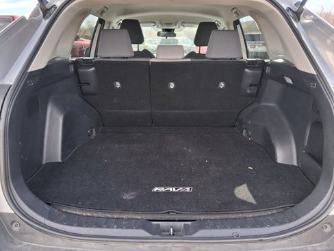 Certified 2021 Toyota RAV4 XLE w/ Carpet Mat Package (TMS) image 7