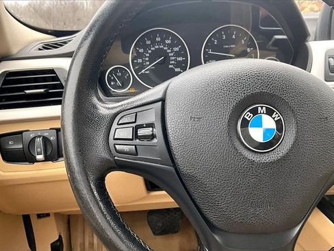 Used 2016 BMW 320i xDrive Sedan image 15