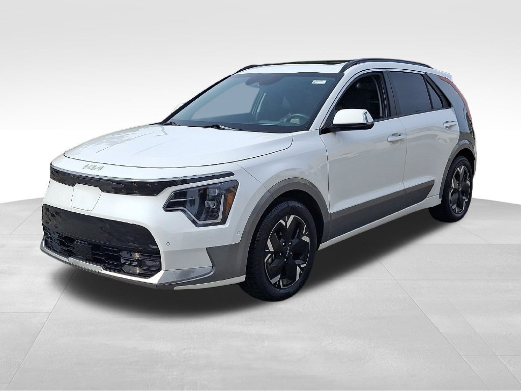 Used 2024 Kia Niro Wave w/ Wave Preserve Package FWD image 3