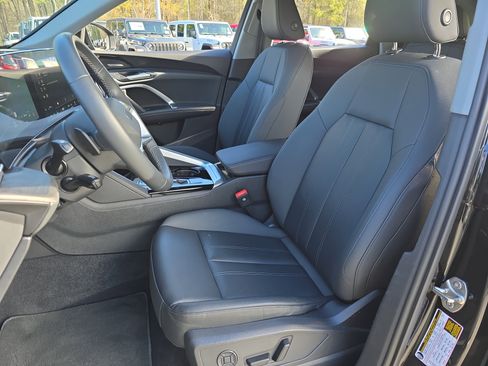 Used 2025 Audi Q5 Premium Plus w/ Premium Plus image 15