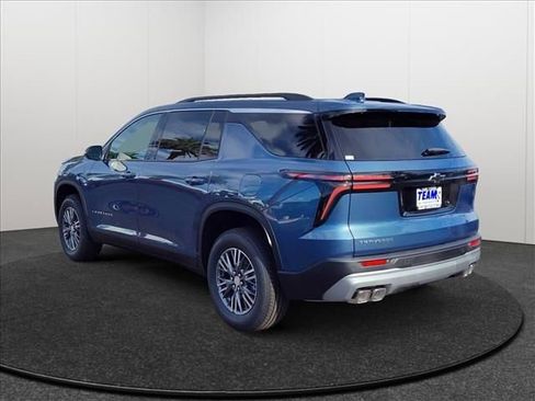 New 2026 Chevrolet Traverse LT image 4