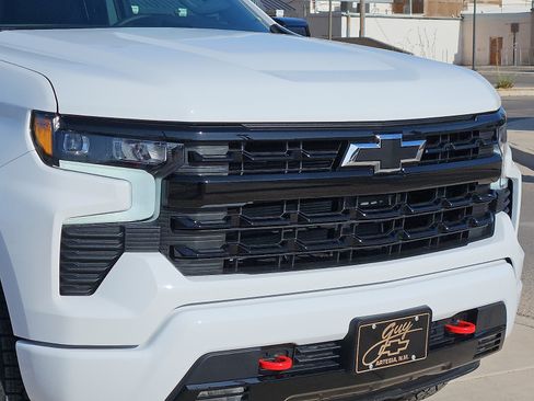 New 2026 Chevrolet Silverado 1500 RST w/ Redline Edition AWD/4WD image 7