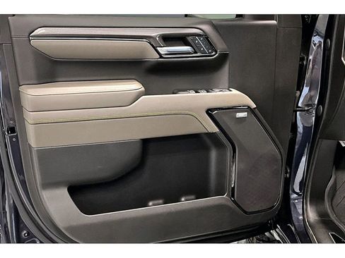 Used 2024 Chevrolet Silverado 1500 ZR2 image 24