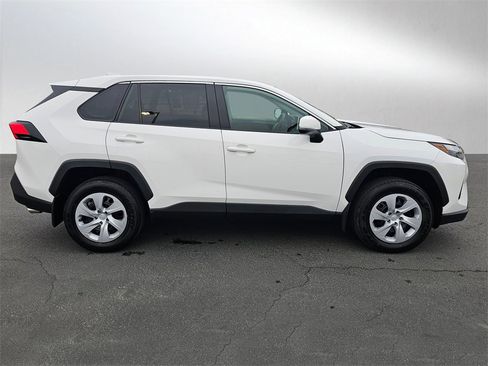 Used 2025 Toyota RAV4 LE image 6