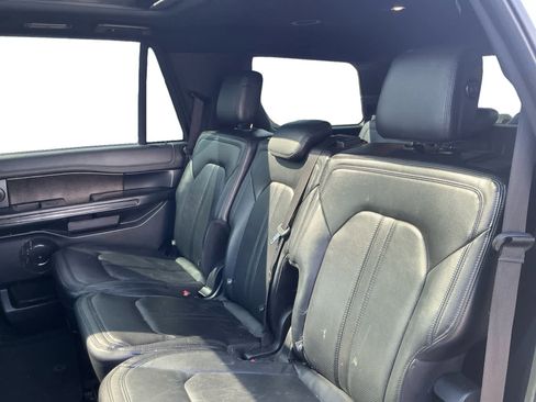 Used 2020 Ford Expedition Limited image 13