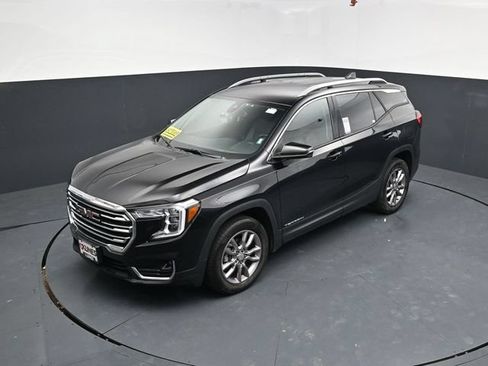 Used 2024 GMC Terrain SLT AWD/4WD image 31