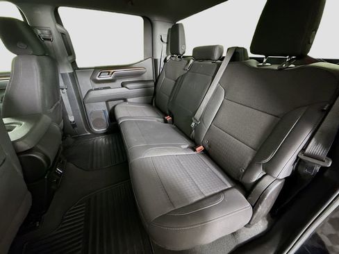 Used 2025 Chevrolet Silverado 1500 LT image 23