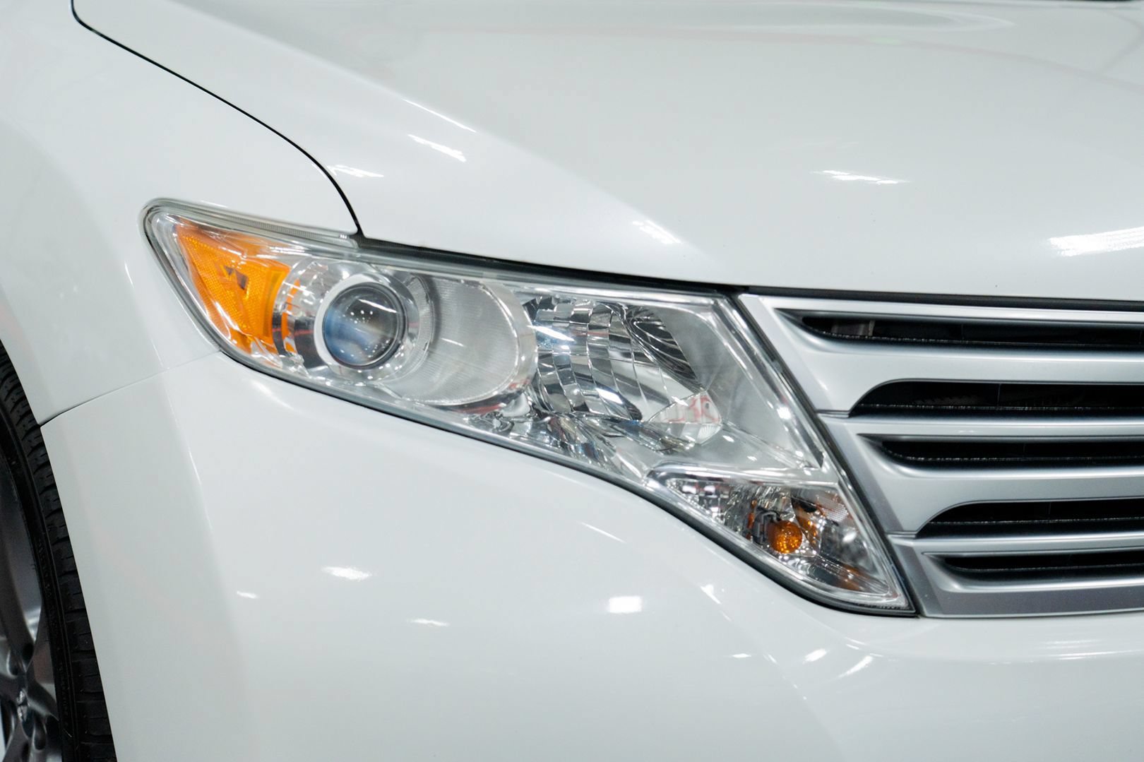 Used 2011 Toyota Venza AWD w/ Premium Pkg #2 image 13