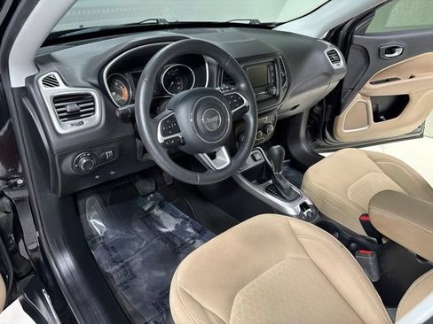Used 2018 Jeep Compass Sport FWD image 10