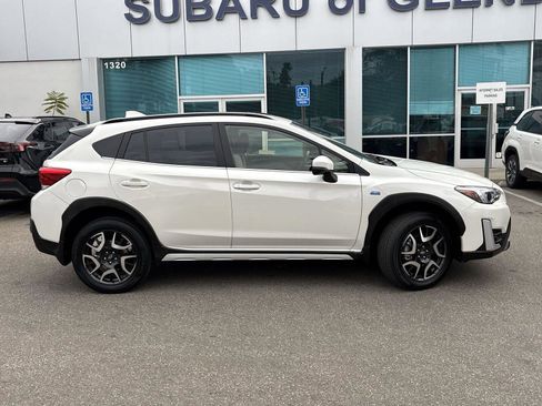 Used 2023 Subaru Crosstrek Hybrid image 3