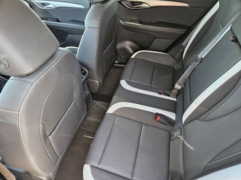 Used 2025 Buick Envision Sport Touring image 33