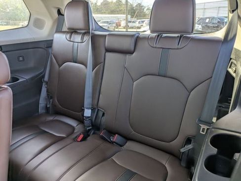 Used 2023 Honda Pilot Elite image 24