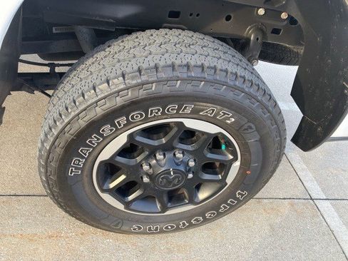 Used 2025 RAM 2500 Laramie image 31