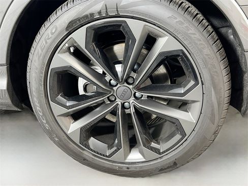 New 2026 Audi Q7 3.0T Premium Plus image 31