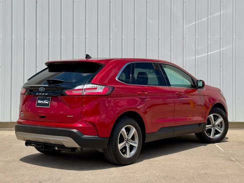 Used 2023 Ford Edge SEL w/ Convenience Package AWD/4WD image 6