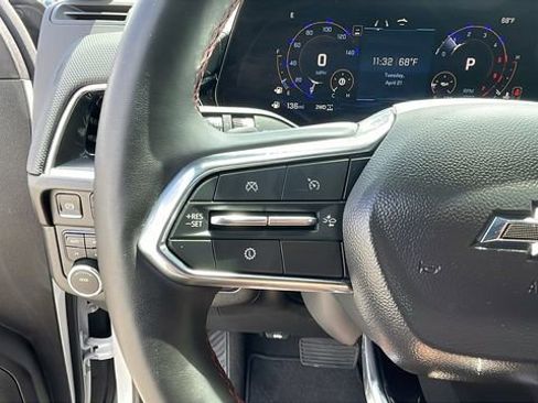 Used 2025 Chevrolet Suburban RST w/ Comfort Package AWD/4WD image 23