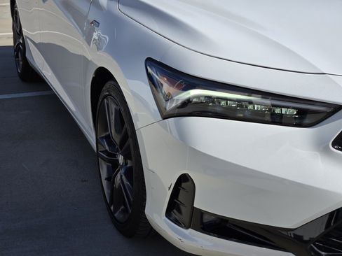 Used 2023 Acura Integra A-Spec image 8