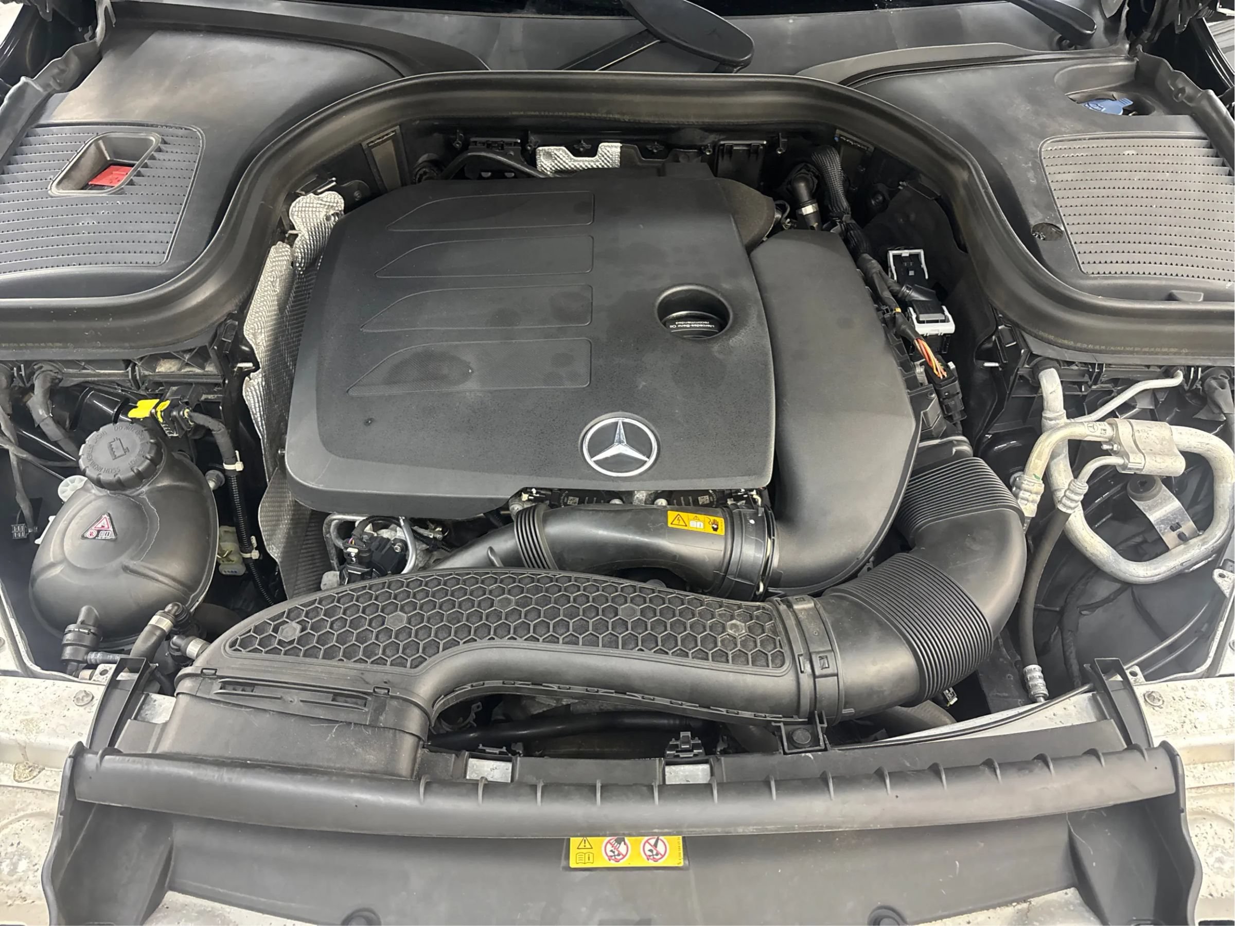 Used 2020 Mercedes-Benz GLC 300 4MATIC image 27