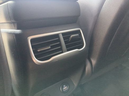 Used 2023 Hyundai Santa Fe SEL FWD image 28
