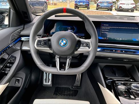 Certified 2025 BMW i5 M60 w/ Executive Package image 6