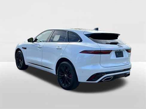 Certified 2024 Jaguar F-PACE R-Dynamic S image 2