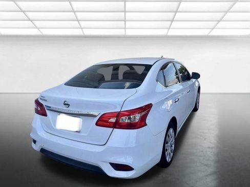 Used 2017 Nissan Sentra S FWD image 2