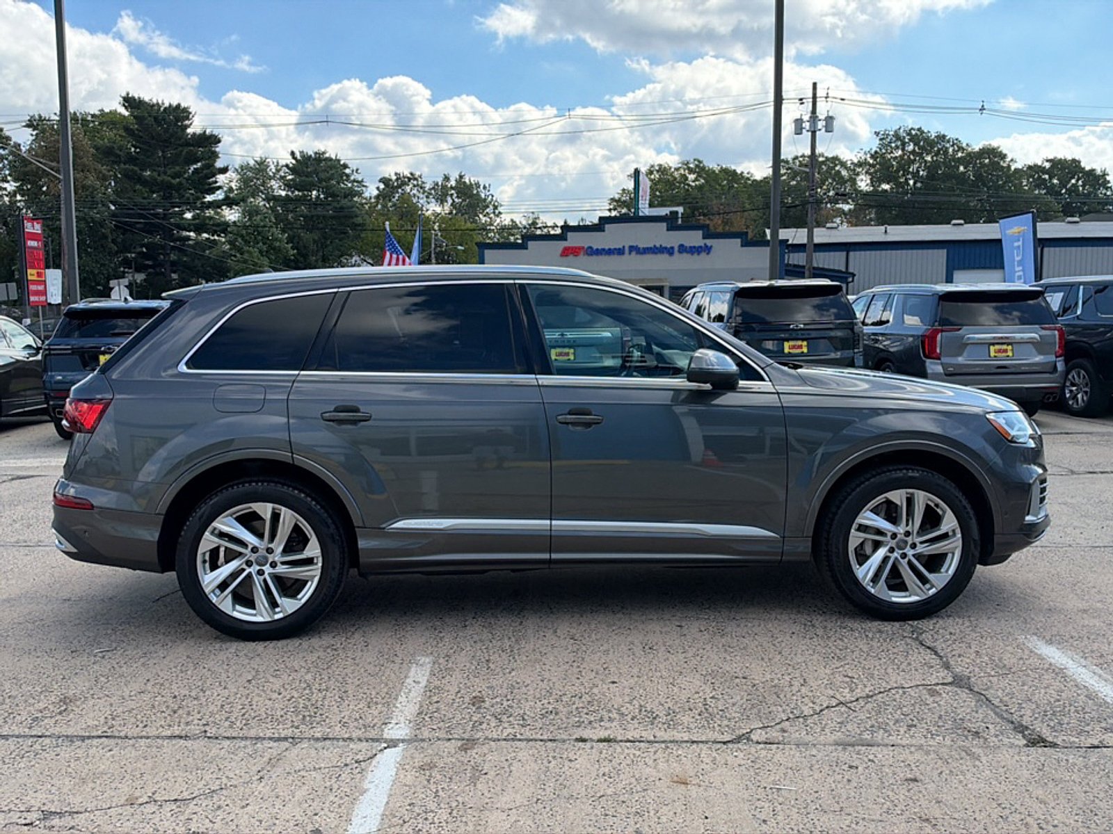 Used 2020 Audi Q7 2.0T Premium Plus w/ Premium Plus Package AWD/4WD image 9