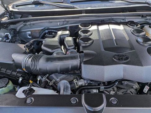 Certified 2022 Toyota 4Runner SR5 Premium image 24