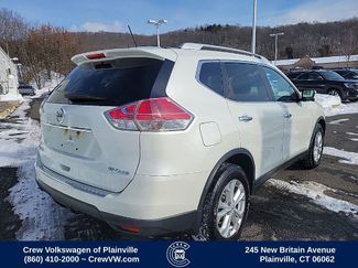 Used 2016 Nissan Rogue SV w/ SV Premium Package video 3