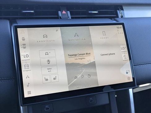 New 2026 Land Rover Discovery Sport Landmark image 12