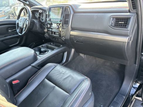 Used 2024 Nissan Titan PRO-4X w/ Pro-4x Convenience Package image 33