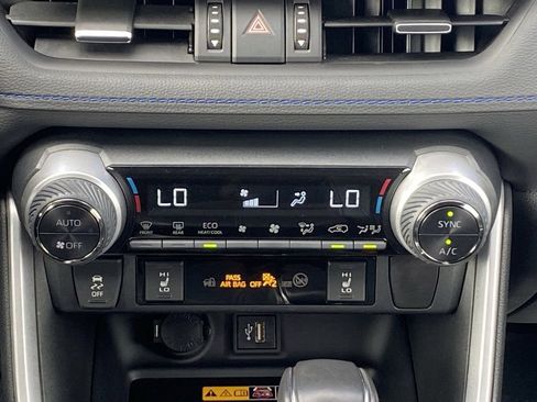 Certified 2023 Toyota RAV4 XSE AWD/4WD image 32