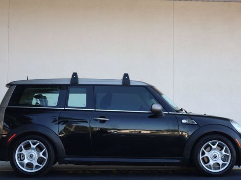 Used 2013 MINI Cooper Clubman S w/ Premium Pkg 2 FWD image 3