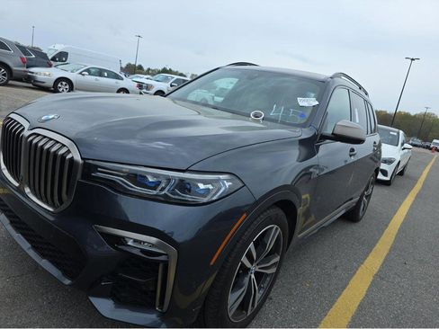 Used 2020 BMW X7 M50i w/ Executive Package AWD/4WD image 3