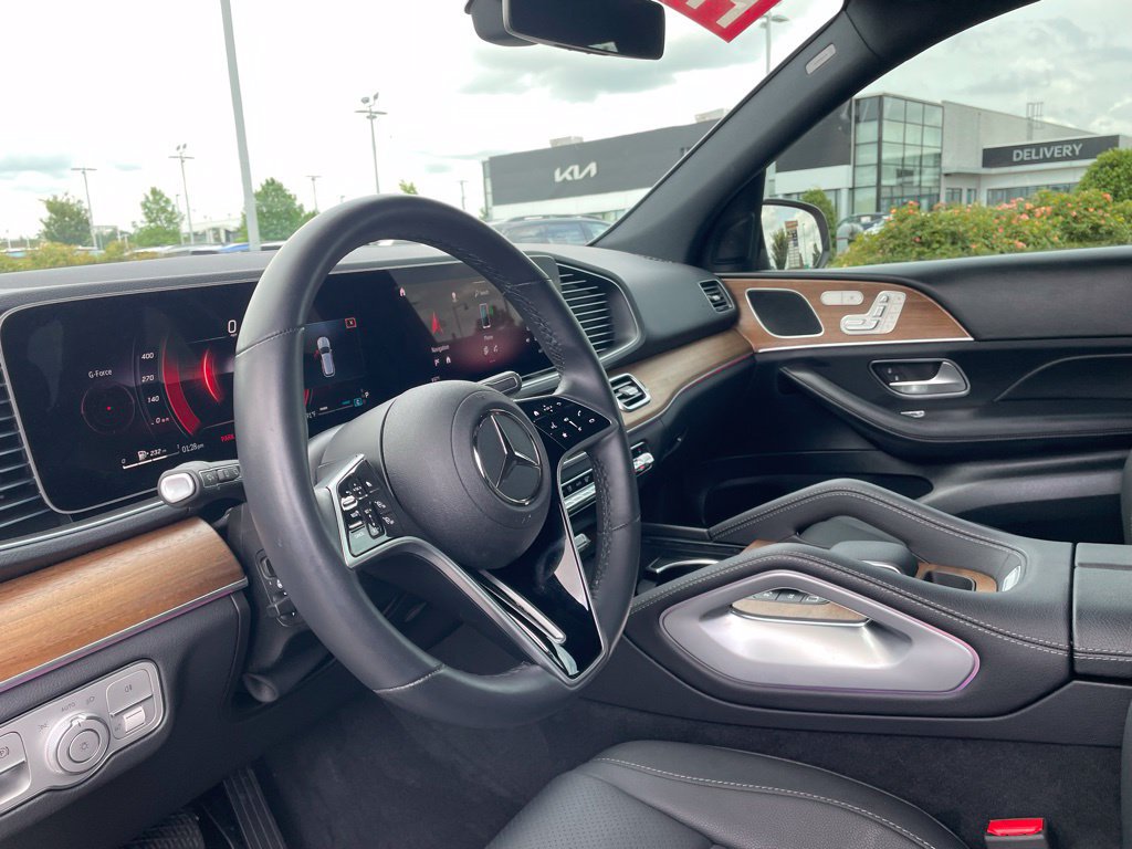 Used 2025 Mercedes-Benz GLE 450 4MATIC w/ Winter Package image 10