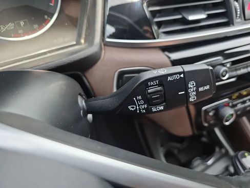 Used 2017 BMW X1 xDrive28i AWD/4WD image 23