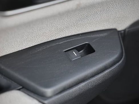 Used 2017 Honda CR-V EX image 24