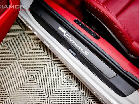 Used 2024 Porsche 911 Carrera S RWD image 80