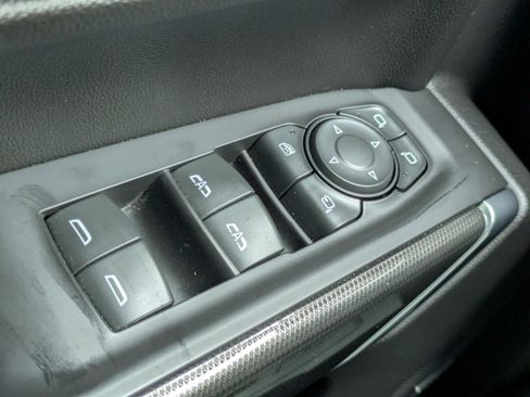 Used 2021 GMC Sierra 1500 AT4 w/ AT4 Premium Package AWD/4WD image 13