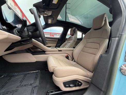 Used 2023 Porsche Taycan RWD image 18