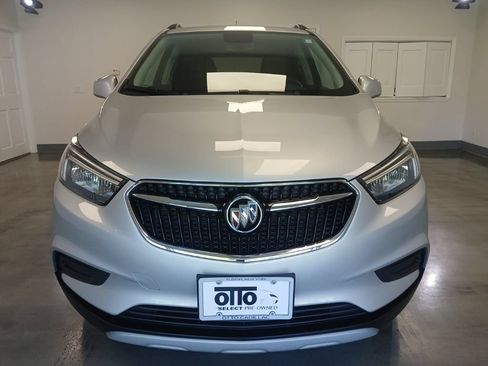 Used 2022 Buick Encore Preferred w/ Safety Package AWD/4WD image 5
