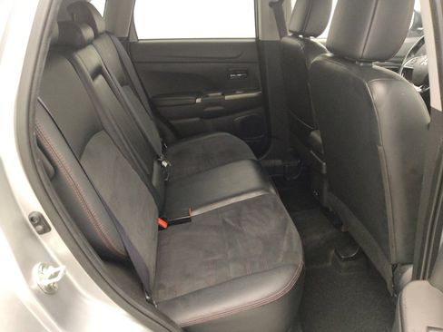 Used 2022 Mitsubishi Outlander Sport SE image 19