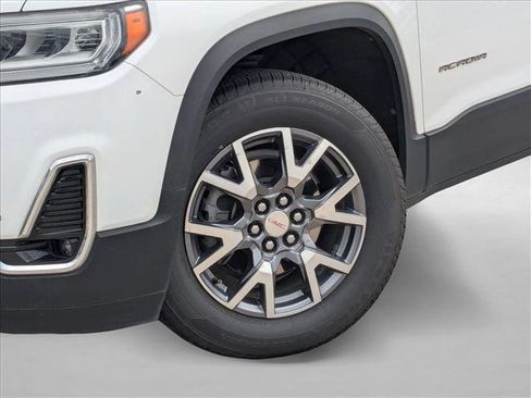 Used 2023 GMC Acadia SLT image 23