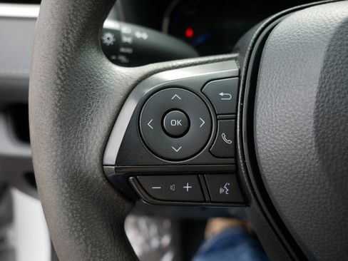 Certified 2025 Toyota RAV4 XLE AWD/4WD image 27
