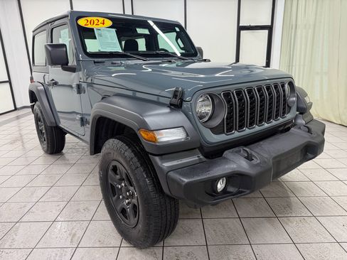 Used 2024 Jeep Wrangler Sport AWD/4WD image 2