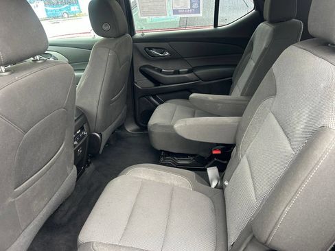 Certified 2023 Chevrolet Traverse LT w/ Midnight/Sport Edition AWD/4WD image 28