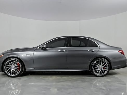 Used 2019 Mercedes-Benz E 63 AMG S w/ Driver Assistance Package image 8