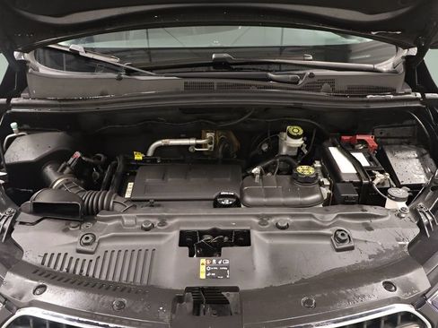 Used 2020 Buick Encore Essence AWD/4WD image 25