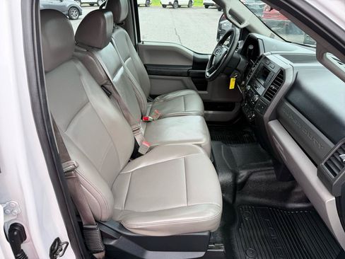 Used 2017 Ford F250 XL w/ Power Equipment Group RWD image 17