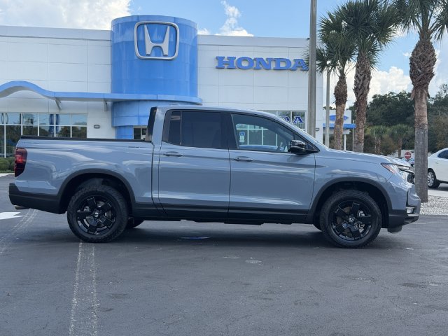 Used 2025 Honda Ridgeline Black Edition image 26